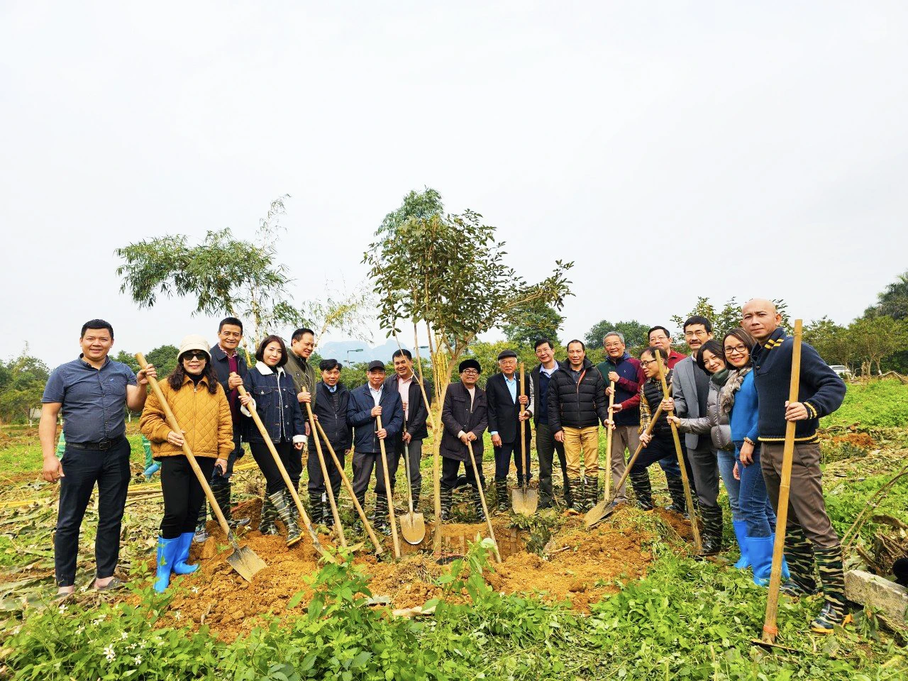 HƯỞNG ỨNG TẾT TRỒNG CÂY TẠI SỎI RESORT IN FARM