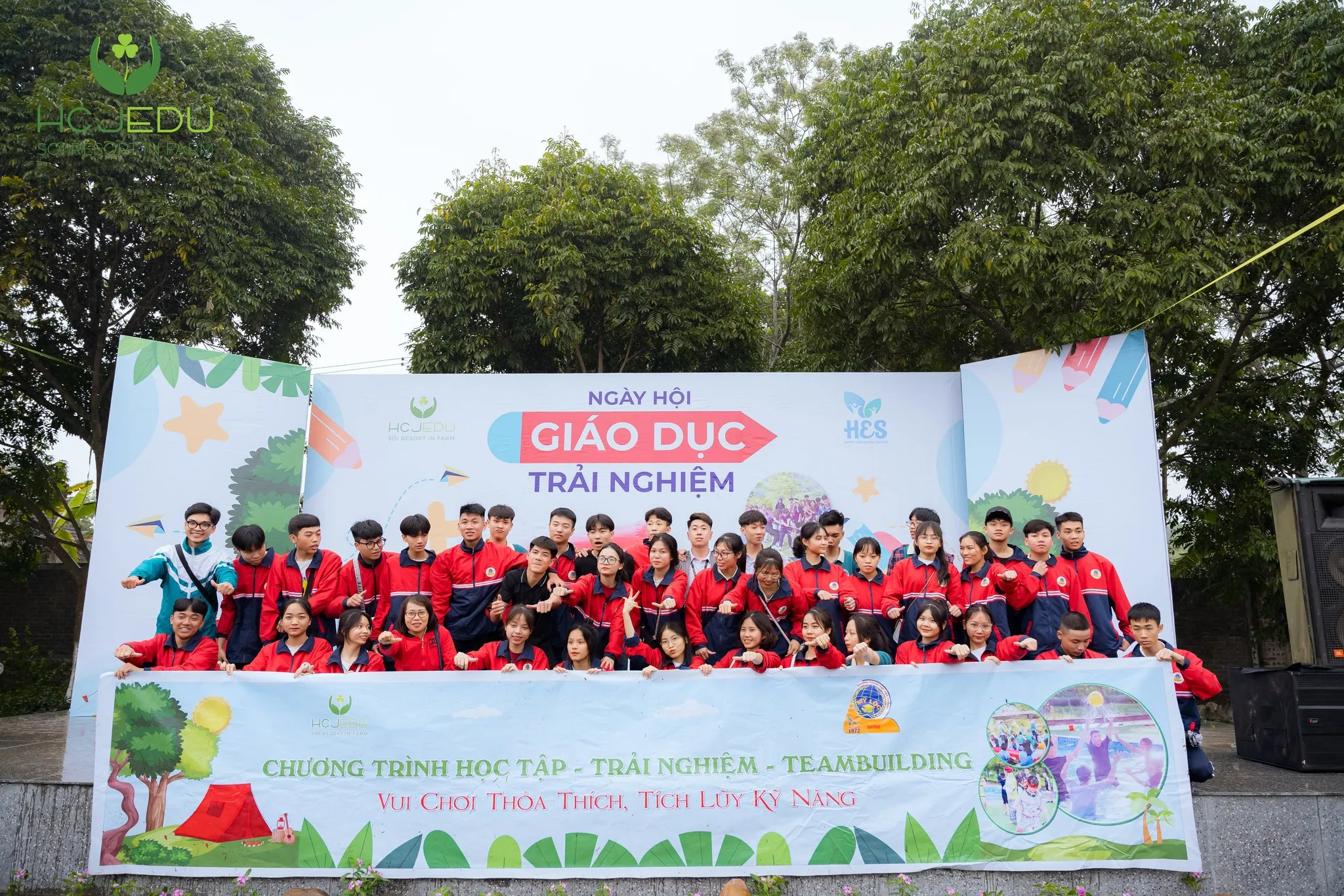 TRANG TRẠI GIÁO DỤC